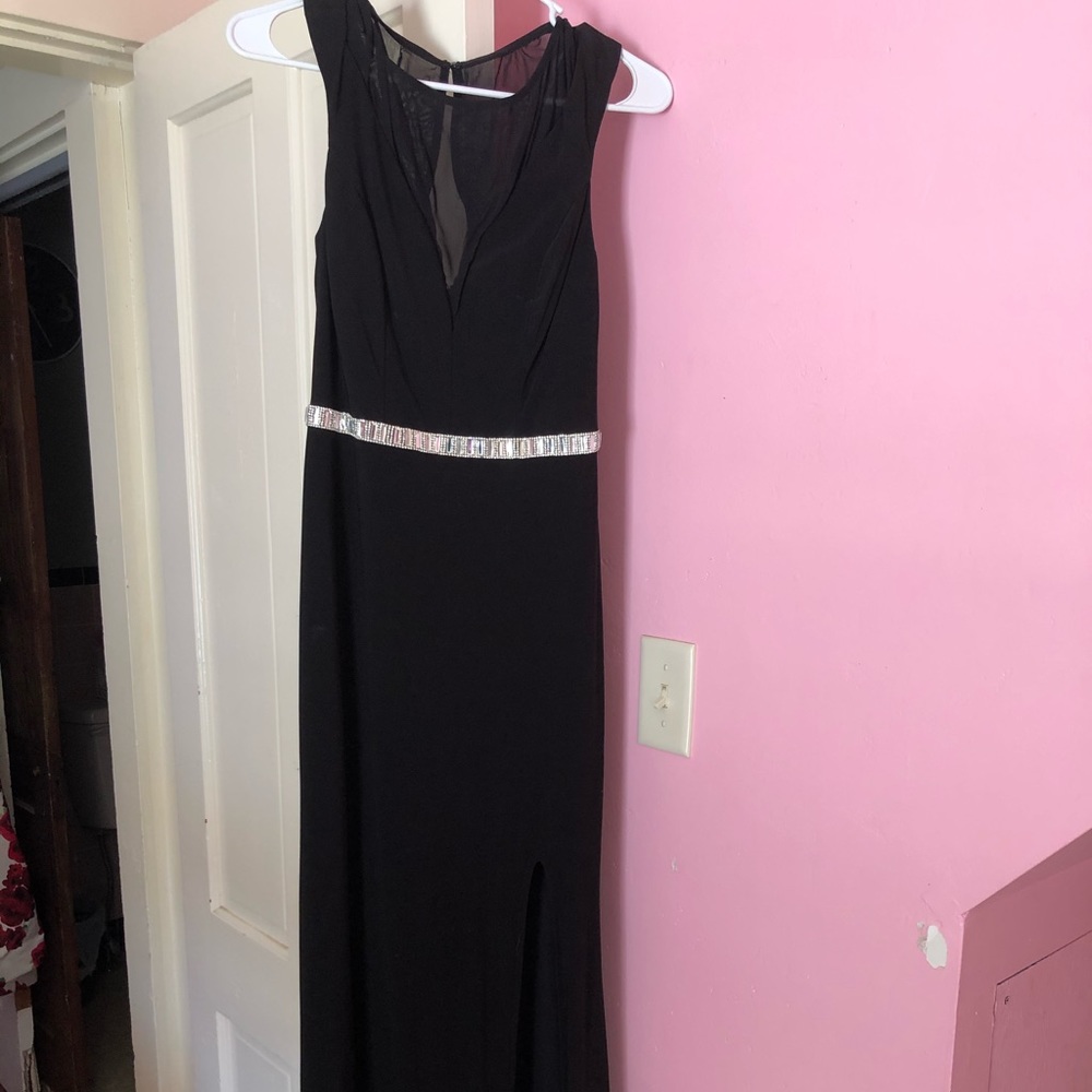 Long black prom dress